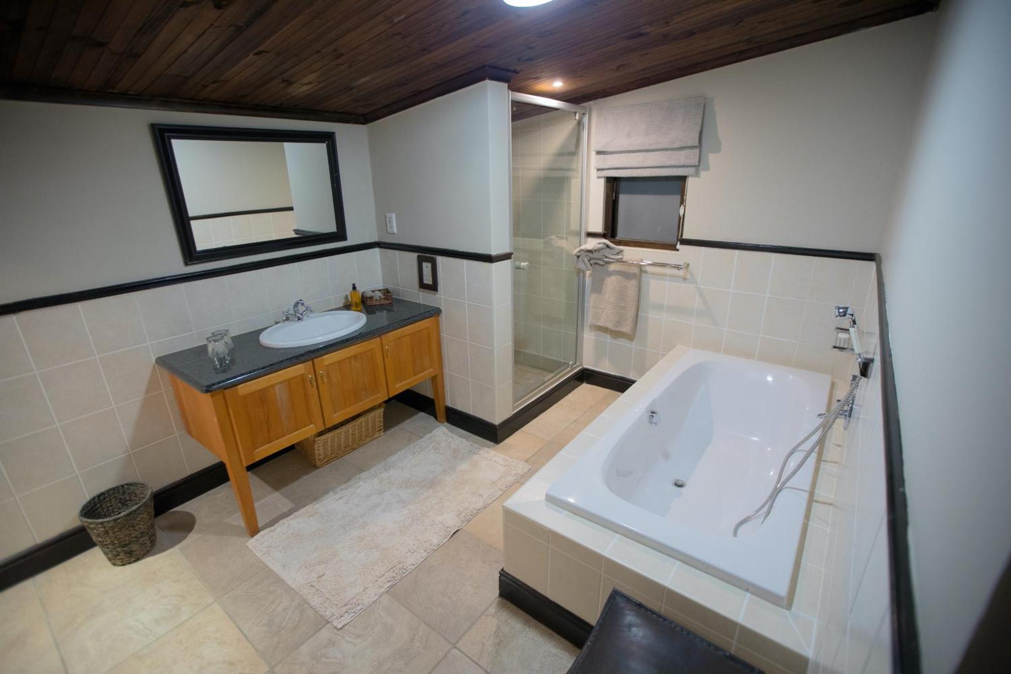 Swartberg Private Game Lodge Oudtshoorn Exteriör bild