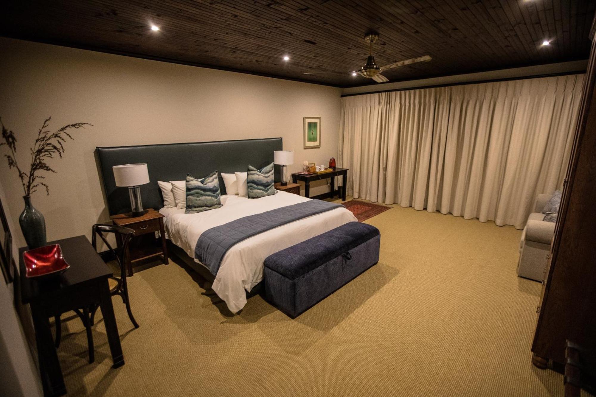 Swartberg Private Game Lodge Oudtshoorn Exteriör bild