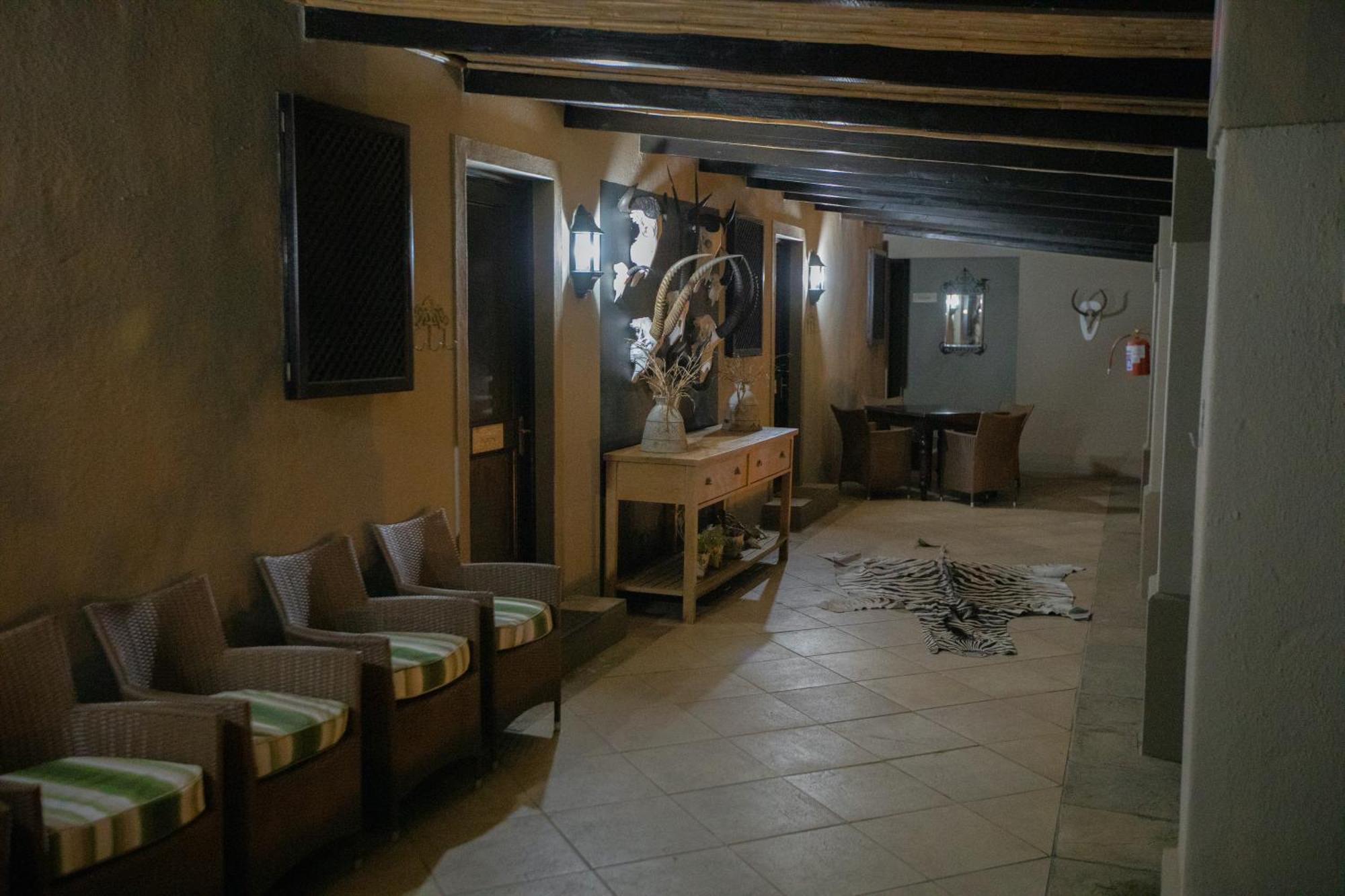 Swartberg Private Game Lodge Oudtshoorn Exteriör bild